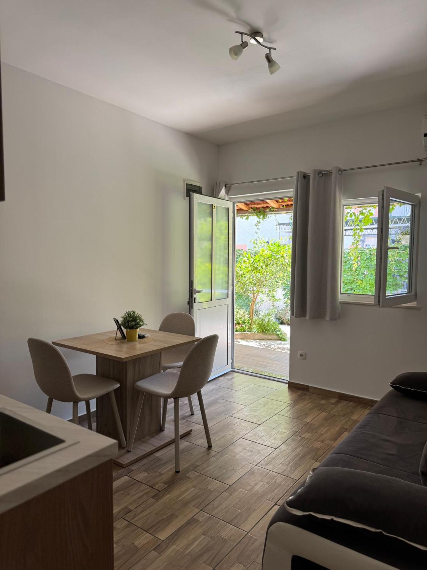 Laganini Apartments Split Eksteriør bilde